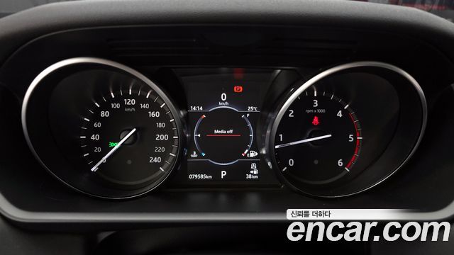 Land Rover Discovery 5 2.0 SD4 SE 2018 — фото 8