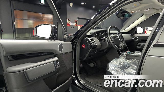 Land Rover Discovery 5 2.0 SD4 SE 2018 — фото 10