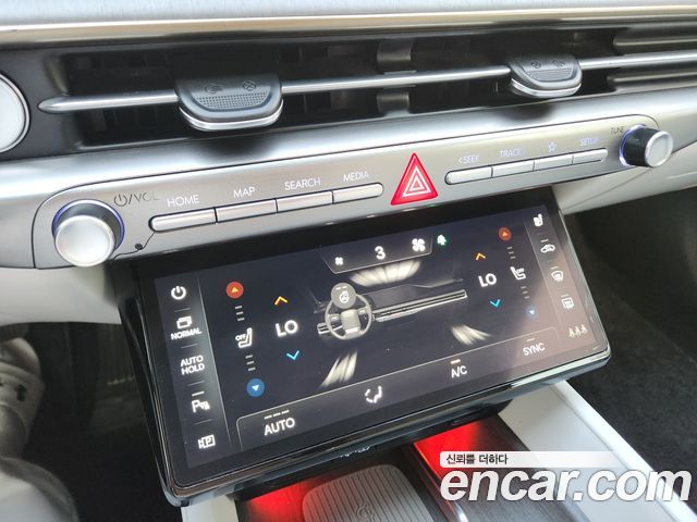 Hyundai Grandeur (GN7) 2,5 Gasoline 2WD Calligraphy 2023 — фото 19