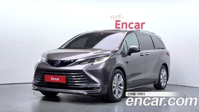 Toyota Sienna (IV) 2.5 Hybrid 2WD