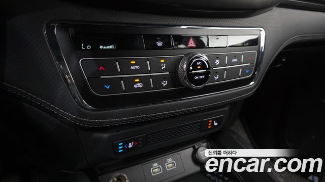 KG Mobility (SsangYong) Rexton Sports Khan Diesel 2.2 4WD Prestige 2023 — фото 11