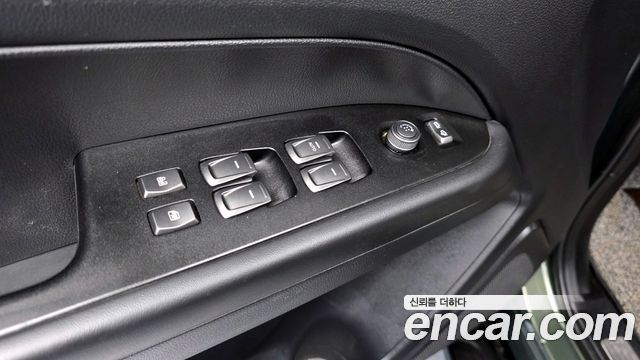 KG Mobility (SsangYong) Rexton Sports Khan Diesel 2.2 4WD Prestige 2023 — фото 19