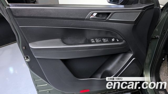 KG Mobility (SsangYong) Rexton Sports Khan Diesel 2.2 4WD Prestige 2023 — фото 24