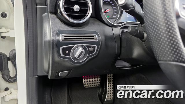 Mercedes-Benz C-Class (W205) C200 Cabriolet 2019 — фото 20