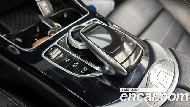 Mercedes-Benz C-Class (W205) C200 Cabriolet 2019 — фото 22