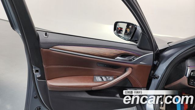 BMW 5 Series (G30) 530i M Sport Package Plus 2019 — фото 24