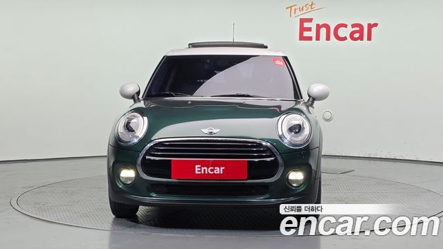 MINI Cooper D 5Door Standard 3rd 2018 — фото 3