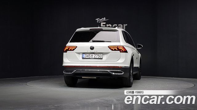 Volkswagen Tiguan (II) 2.0 TDI Prestige 2024 — фото 4