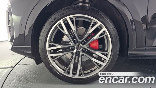 Audi Q5 (80A) 45 TFSI Quattro Sportback S Line Black Edition 2025 — фото 5