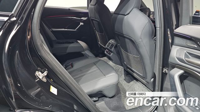 Audi Q5 (80A) 45 TFSI Quattro Sportback S Line Black Edition 2025 — фото 11