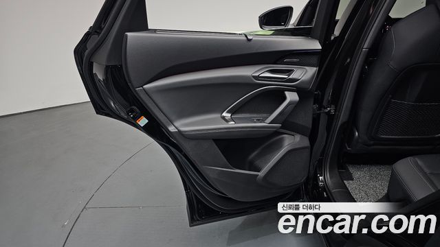 Audi Q5 (80A) 45 TFSI Quattro Sportback S Line Black Edition 2025 — фото 25