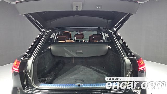 Audi e-tron 55 Quattro 2020 — фото 18