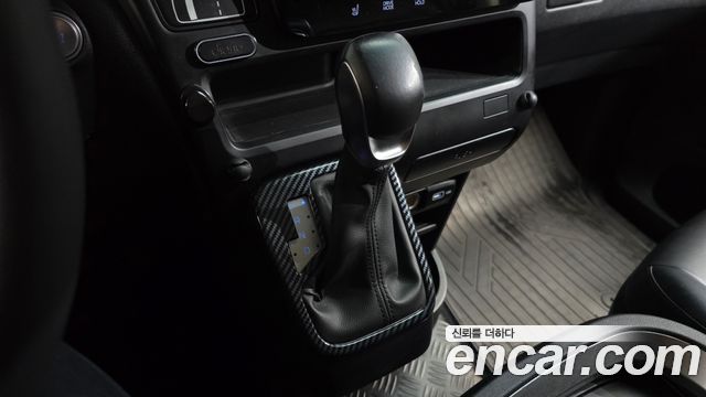 Hyundai Staria L3.5 Cargo 5-Seater Modern 2022 — фото 9