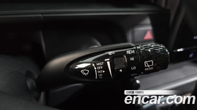 Hyundai Staria L3.5 Cargo 5-Seater Modern 2022 — фото 18