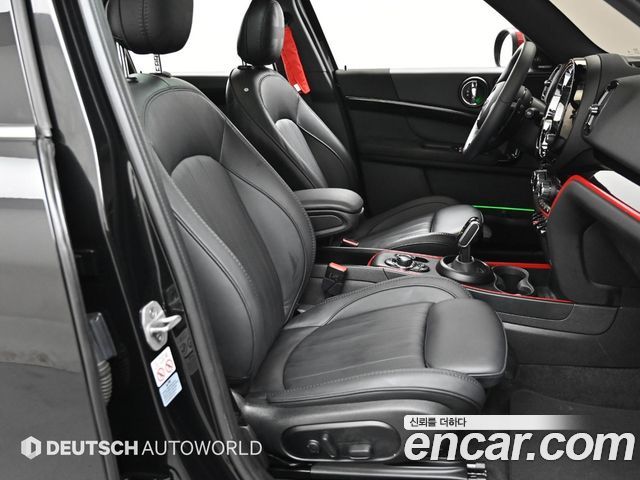 MINI Cooper S Countryman JCW 2nd 2024 — фото 10