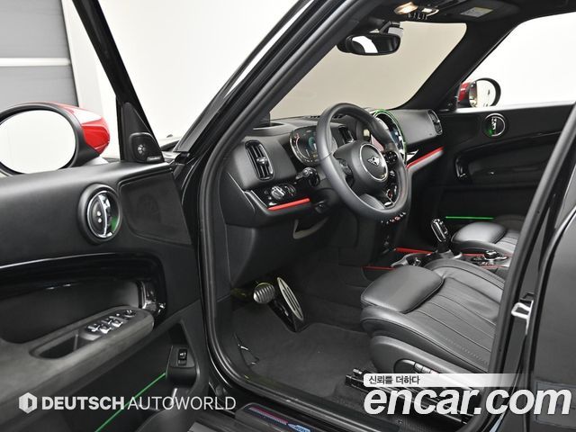 MINI Cooper S Countryman JCW 2nd 2024 — фото 15