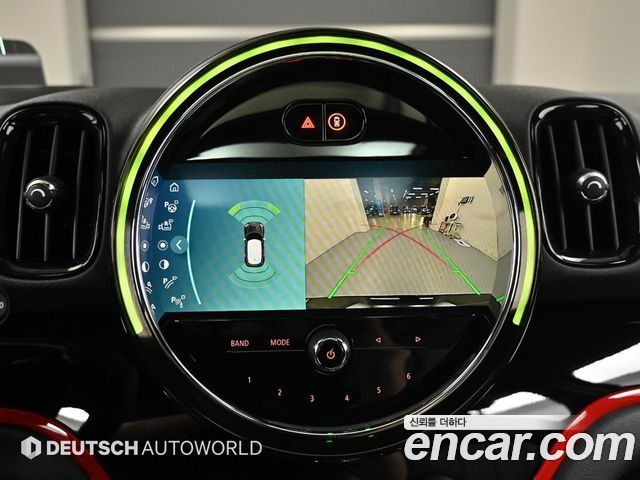 MINI Cooper S Countryman JCW 2nd 2024 — фото 19
