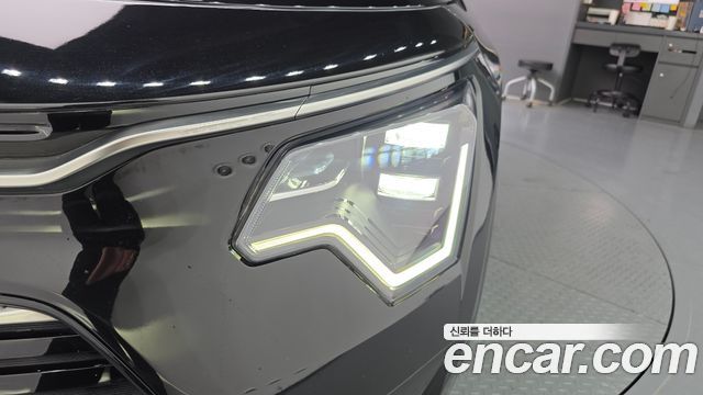 Kia Niro Prestige 2022 — фото 28