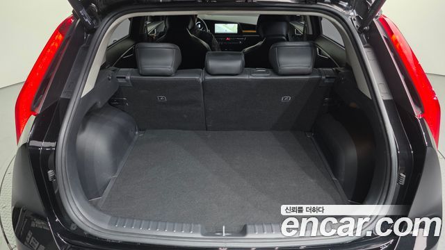 Kia Niro Prestige 2022 — фото 38