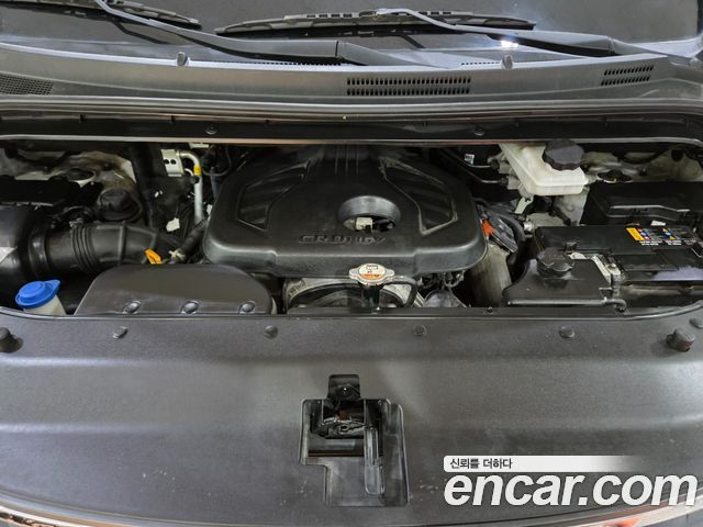 Hyundai Grand Starex Van 3-Seater Smart 2021 — фото 20