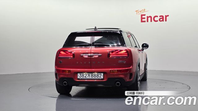 MINI Cooper S Clubman Standard 2nd 2020 — фото 4