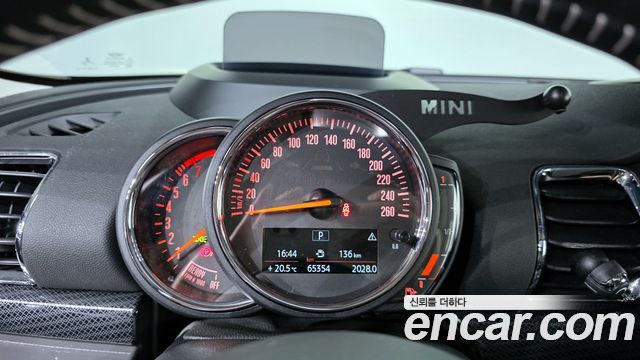 MINI Cooper S Clubman Standard 2nd 2020 — фото 8