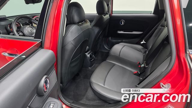 MINI Cooper S Clubman Standard 2nd 2020 — фото 12