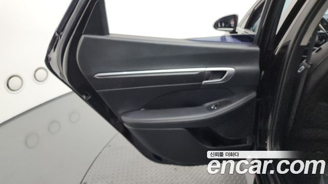 Hyundai Sonata (DN8) 2.0 Premium Plus 2022 — фото 31