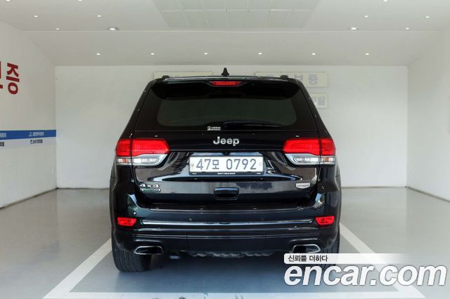 Jeep Grand Cherokee 3.0 Diesel Overland Summit WK2 2016 — фото 4