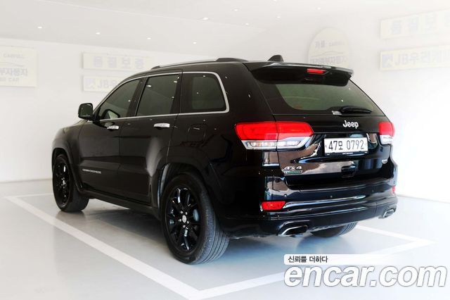 Jeep Grand Cherokee 3.0 Diesel Overland Summit WK2 2016 — фото 8