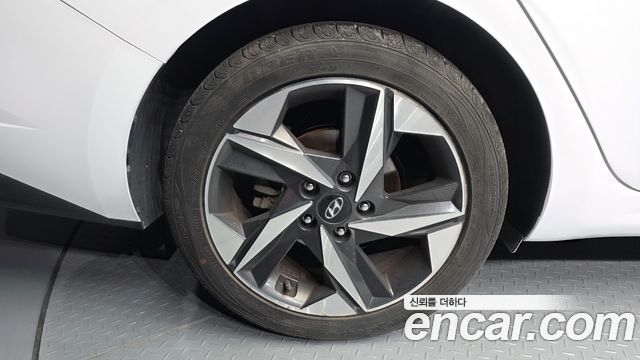 Hyundai Avante (CN7) 1.6 Inspiration 2021 — фото 5