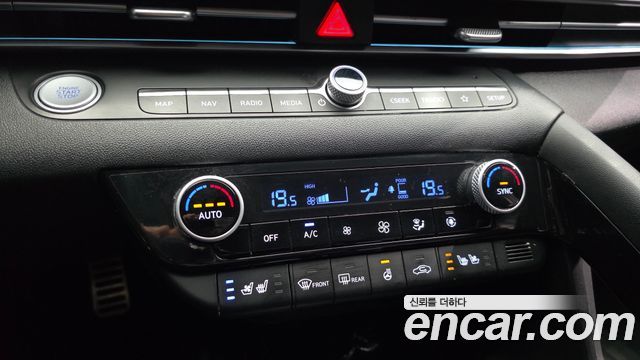 Hyundai Avante (CN7) 1.6 Inspiration 2021 — фото 17