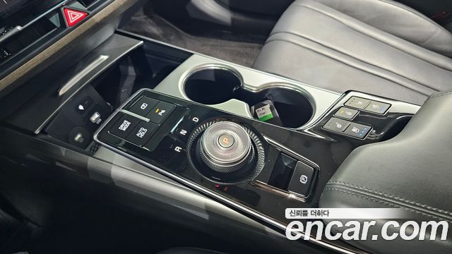 Kia K8 2.5 Gasoline 2WD Noblesse 2023 — фото 9