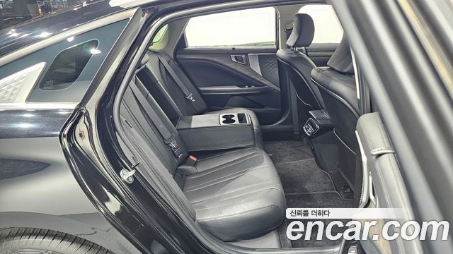 Kia K8 2.5 Gasoline 2WD Noblesse 2023 — фото 21