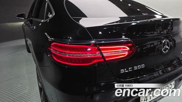 Mercedes-Benz GLC-Class (X253) GCL300 4MATIC Coupe 2019 — фото 23