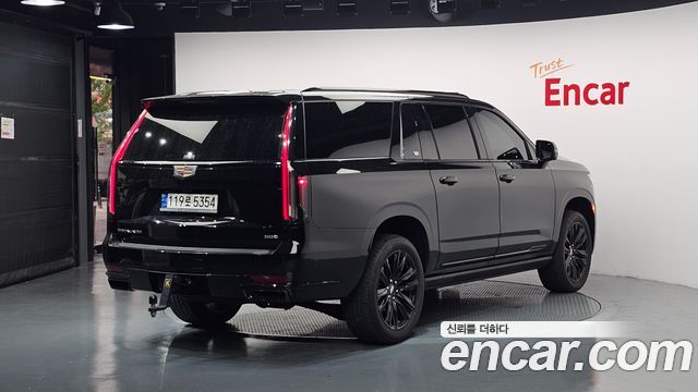 Cadillac Escalade (V) 6.2 ESV ESV Sports Platinum 2023 — фото 2
