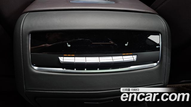 Cadillac Escalade (V) 6.2 ESV ESV Sports Platinum 2023 — фото 22