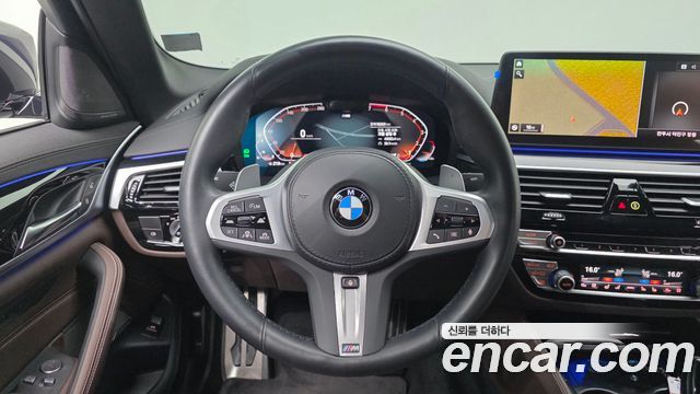 BMW 5 Series (G30) 530i xDrive M Sport Package 2023 — фото 14