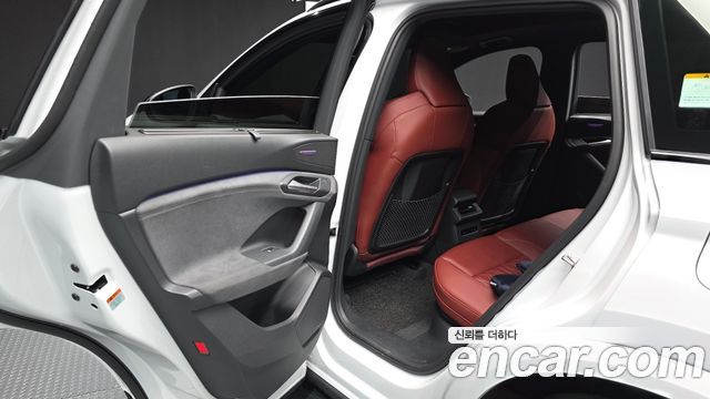 Audi SQ6 e-tron (GF) Quattro 2025 — фото 26