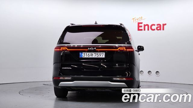 Kia Carnival (IV) Diesel 9-Seater Prestige 2023 — фото 4