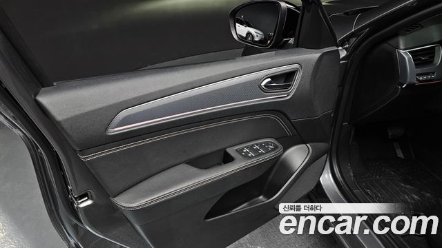 Renault Korea XM3 1.3 TCe RE Signature 2022 — фото 24