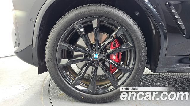 BMW X4 (G02) xDrive20i M Sport Pro Special Edition 2025 — фото 5