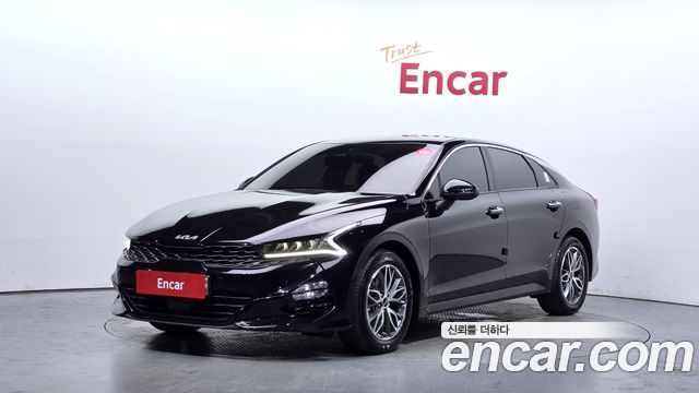 Kia K5 (III) 2.0 Prestige 2022 — фото 1
