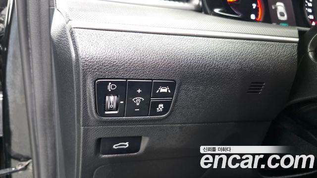 Kia K5 (III) 2.0 Prestige 2022 — фото 18