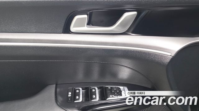 Kia K5 (III) 2.0 Prestige 2022 — фото 20