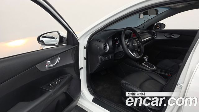 Kia K3 (II) 1.6 Trendy 2022 — фото 10