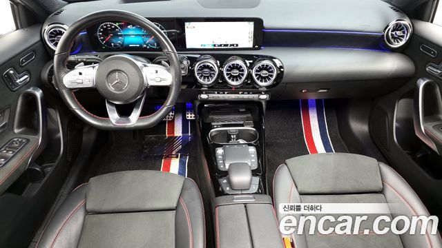Mercedes-Benz A-Class (W177) AMG A45 4MAITC+ Hatchback 2021 — фото 7