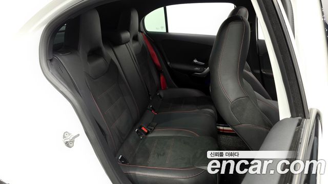 Mercedes-Benz A-Class (W177) AMG A45 4MAITC+ Hatchback 2021 — фото 11