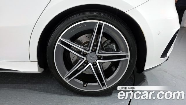 Mercedes-Benz A-Class (W177) AMG A45 4MAITC+ Hatchback 2021 — фото 21