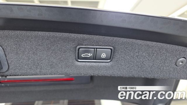 Genesis G90 3.8 AWD Premium Luxury 2019 — фото 27